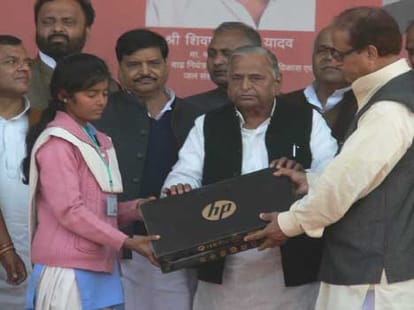 mulayam challenges narendra modi.