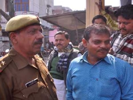 a man beat police constable