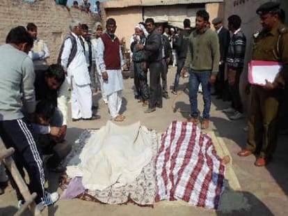 brutal murder of mother and sister for mobile