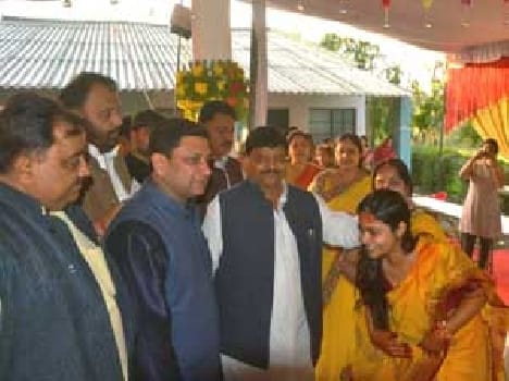 State minister Sivpal yadav participate in a marrige party