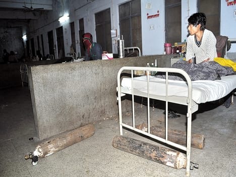 Chest Hospital , Ward No. 6 cylinder exploded 