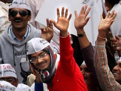 AAP landslide victory has eqautions of 'New Political Era'