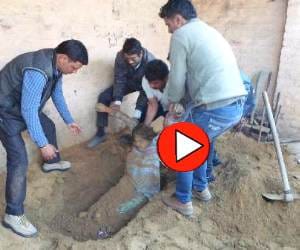 brutal murder of mother and sister, video of murderer