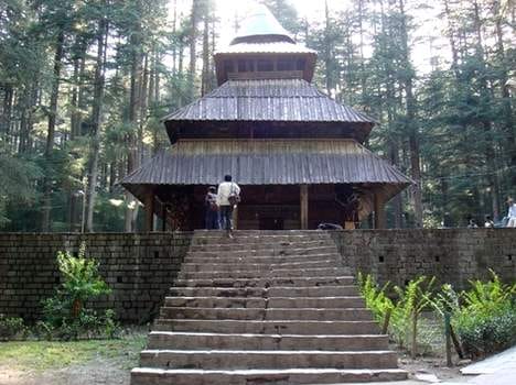 story behind Hidimba temple in manali kullu.