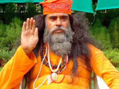 Om swami threatened to kill Arvind Kejriwal