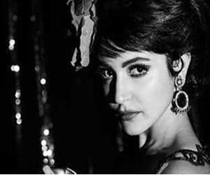 anushka is not promoting cigarette