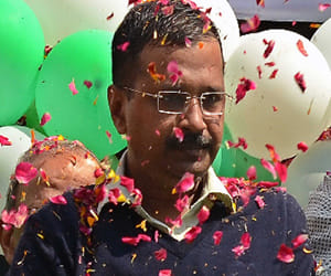 Kejriwal to swear in a Delhi's Chief Minister on Valentine's Day