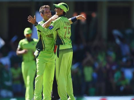 pakistan won his second warm up match against england by 4 wickets