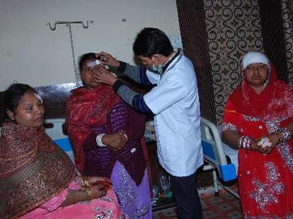bride and Procession injured in road accident