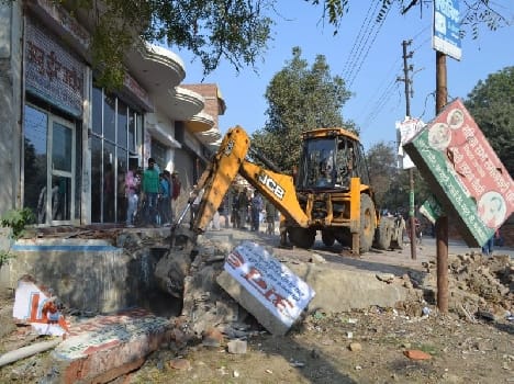 action on illegal construction in mathura