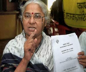 i have doubt on kiran bedi to start: Medha patkar