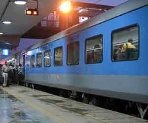 now fir in running train