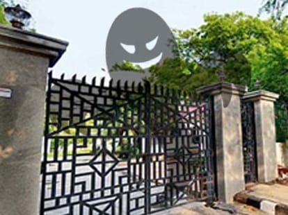 Kejriwal remain in this unfortunate and haunted bungalow?