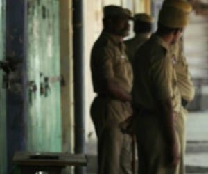 building collapsed in uttar pradesh, 13 killed.