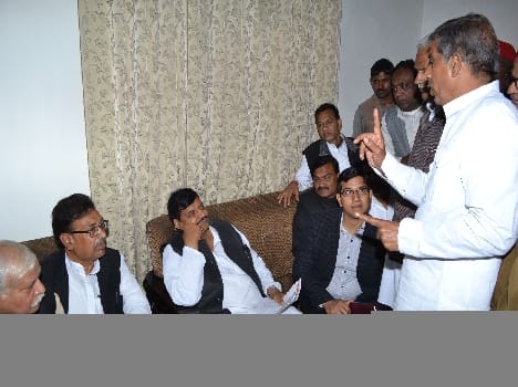 party officials complaint to minister shivpal yadav