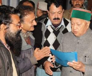 cm virbhadra singh on a visit to palampur kangra.