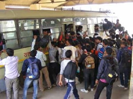 Violence by men returning from military recruitment
