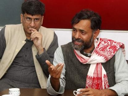 AAP Vs BJP, Yogendra Yadav Vs Manohar Lal Khattar