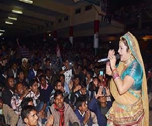 Folk singer Malini Awasthi IAS husband dengue.