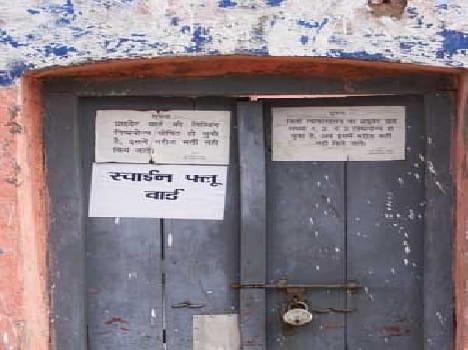 Ward building made Nishprojy swine flu