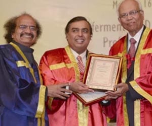 muksh ambani gets the honour of doctor of science