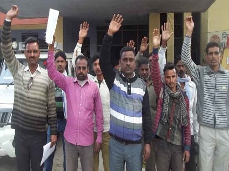 Kotedar villagers demonstrated against