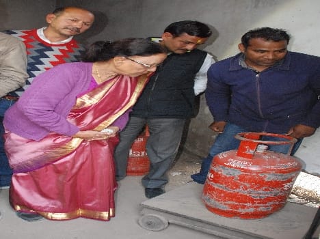 Finance Minister: The weight of the impression cylinder found at