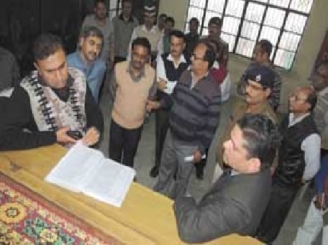 Commissioner of Administrative Officers stopped the pay