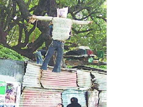 Furore over hang an effigy of Mayor