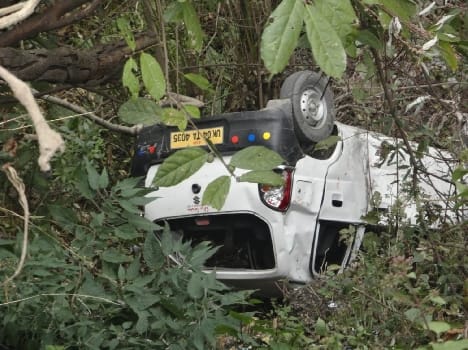 Virbtty car turnaround, four injured