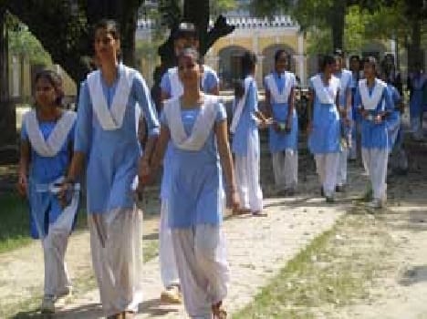 Board Examination : 1392 Ivdyarthion quit the test