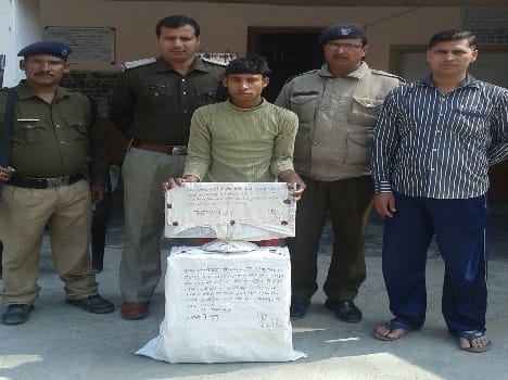 Thief arrested with stolen from school computers