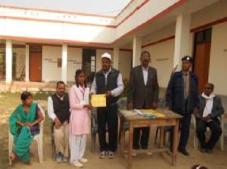 Scout-Guide received certificates
