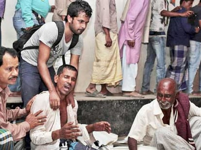 fourty eight died in boat accident in bangladesh.