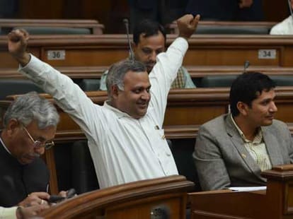 LG's advice aside, ministers, MLAs pay increase bill passed