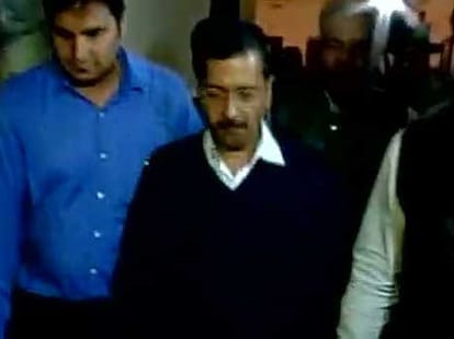 angry womens on Kejriwal's message