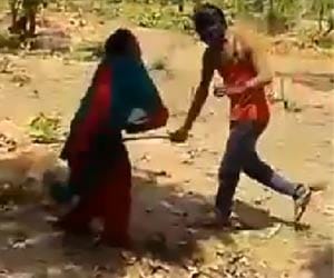 Goons Attack A Couple In Jharkhand.