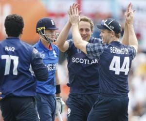 Pakistan and England struggling in world cup