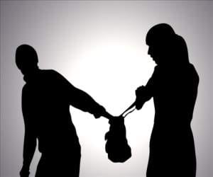 purse snatching in chamba.
