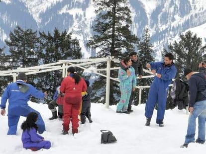 special discount in himachal hotels.