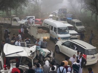 accident in haryana, wife of HJC leader dead, 9 injured