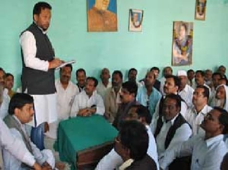 Land Acquisition Ordinance criticized the BJP,