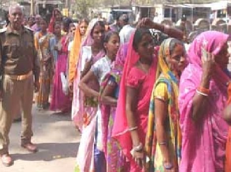 Women to open a bank account