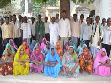 Benefit from the money being given to Apatron
