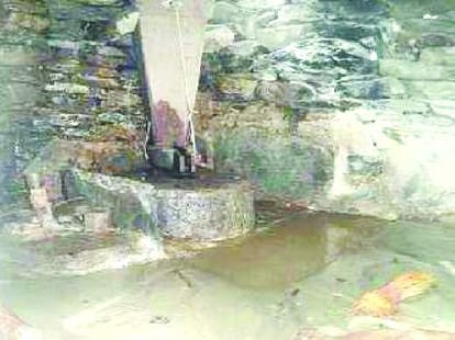 chamba Holly tunnel leakage power project resembled destruction.