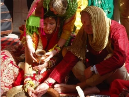 foreigner bride married with uttarakhand boy.