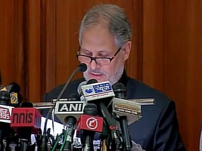 Delhi LG najeeb jung gives budget speech in delhi assembly