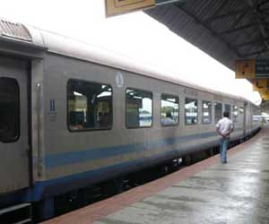 Gomatinagar tarminal ignored in Railway Budget.