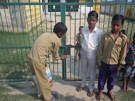 By half past ten o'clock lock hanging in school