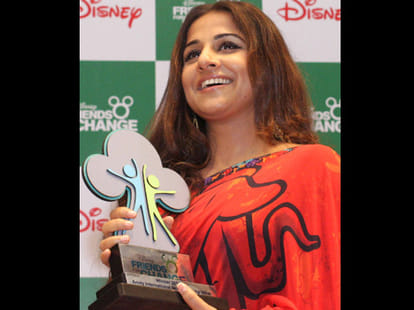 Top Highly and uneducated Bollywood Celebrities